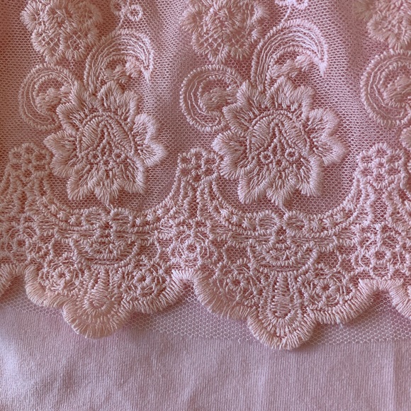 💗3/$18💗(NWOT)Lace Skirt w/ Pants - Picture 3 of 4